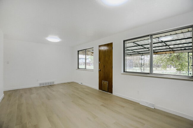Foto del edificio - 375 Depew St