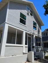 Building Photo - 208 Fairview Ave