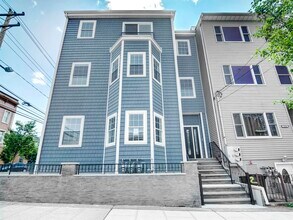 Building Photo - 1224 Central Ave