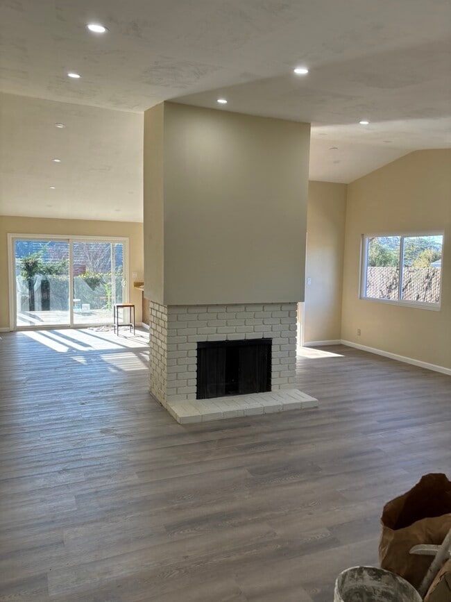 Photo - 3238 Colusa St House