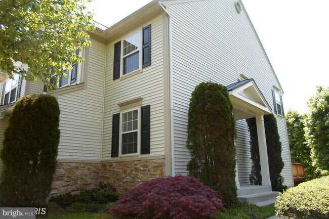 Foto del edificio - 7300 Rocky Creek Dr