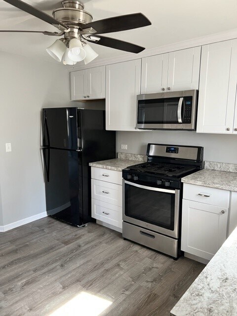 Kitchen - 15 W Grand Ave
