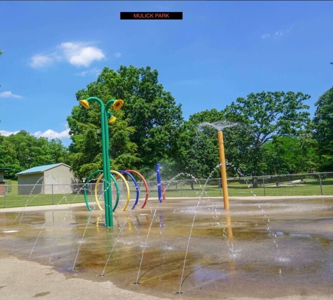 Building Photo - 1970 Burton St SE