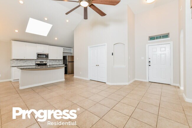 Building Photo - 545 Foxcraft Dr