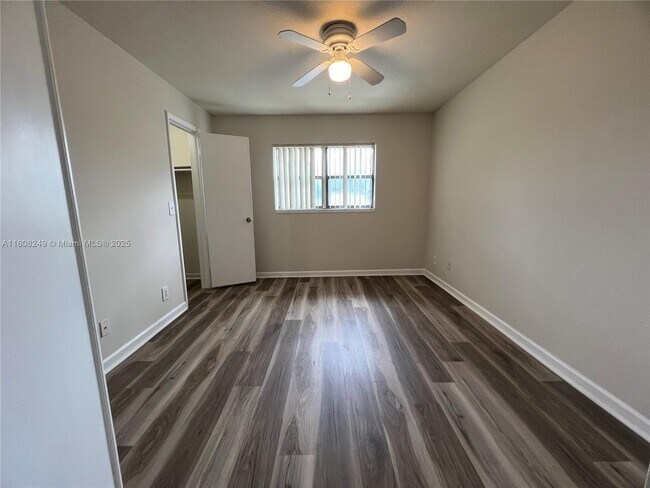 Building Photo - 4083 NW 87th Ave