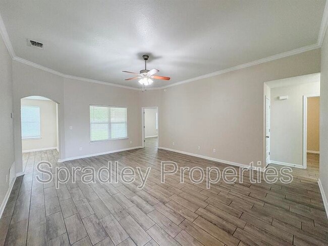 Building Photo - 826 Kacie Dr
