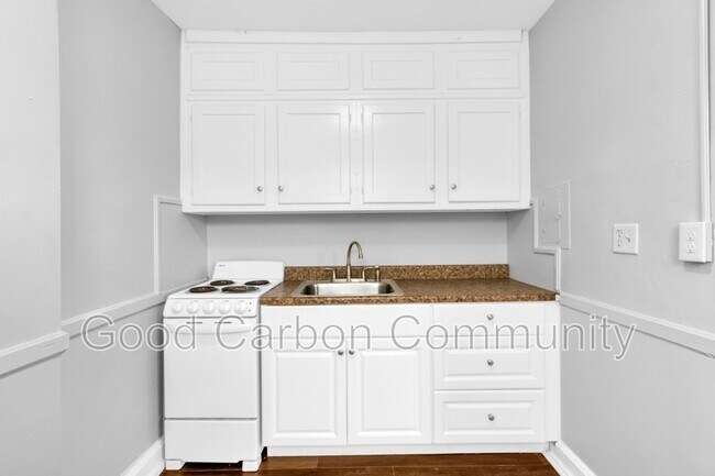 Foto del edificio - 870 Lafayette Ave