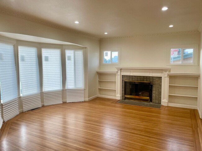 Foto del edificio - Lovely Home Available for Rent