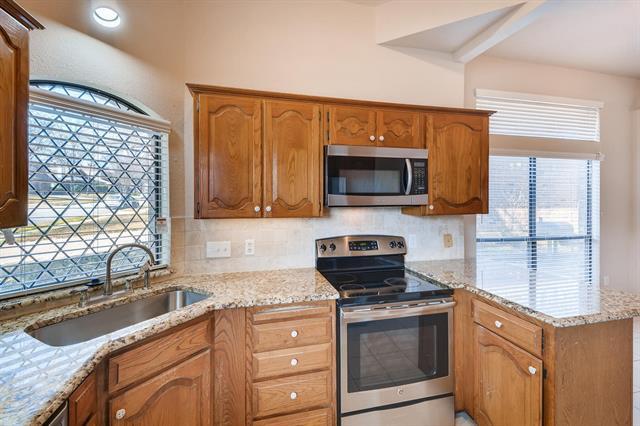 Foto del edificio - 1512 Briarcrest Dr