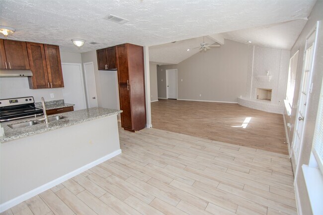 Foto del edificio - 20031 Woodhall Ln