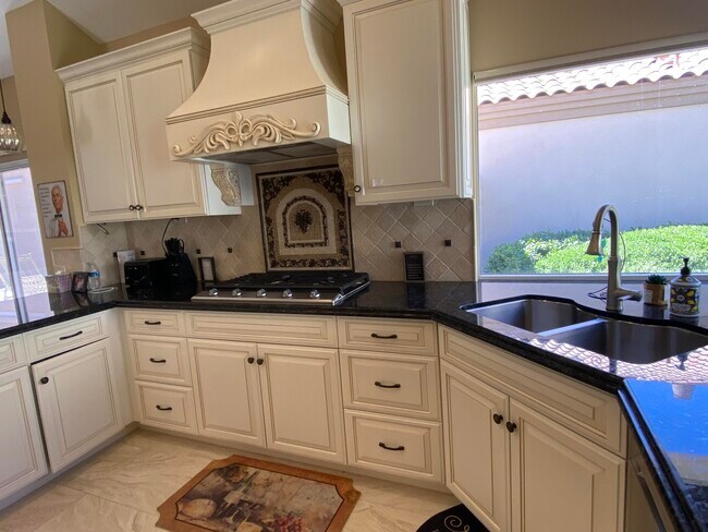 Building Photo - 55389 Riviera Dr