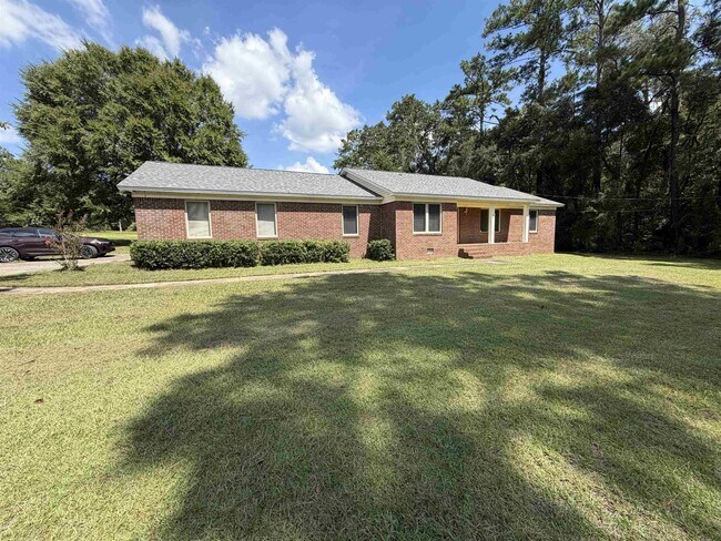 Building Photo - 5256 Quail Valley Rd