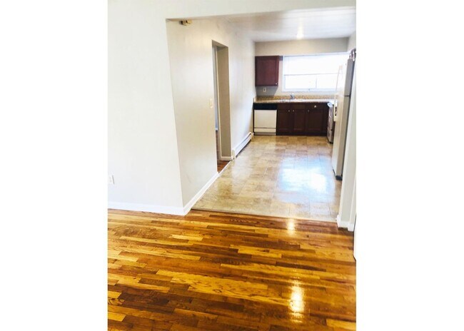 Foto del edificio - 539 Lowell Ave