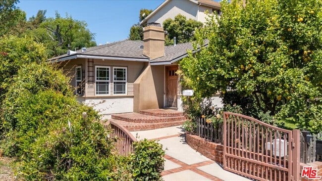 Building Photo - 4385 Camellia Ave