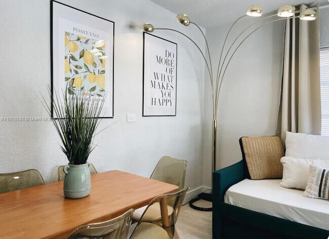 Foto del edificio - 2796 SW 34th Ct