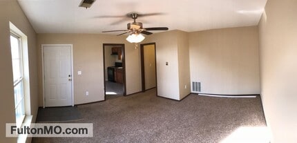 Building Photo - 541 Collier Ln