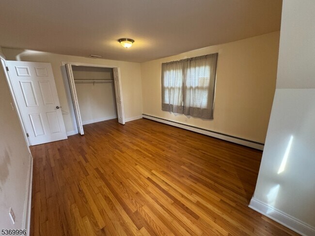 Foto del edificio - 45 Van Ness Ave