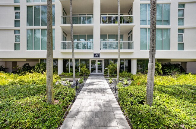 Foto del edificio - 45 Hendricks Isle