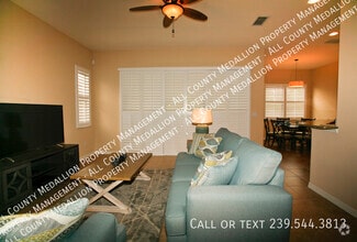 Building Photo - 11070 Esteban Dr