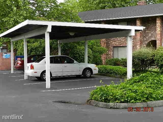 Building Photo - 5660 SW 180th Ave