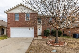 Building Photo - 4717 Waterford Dr