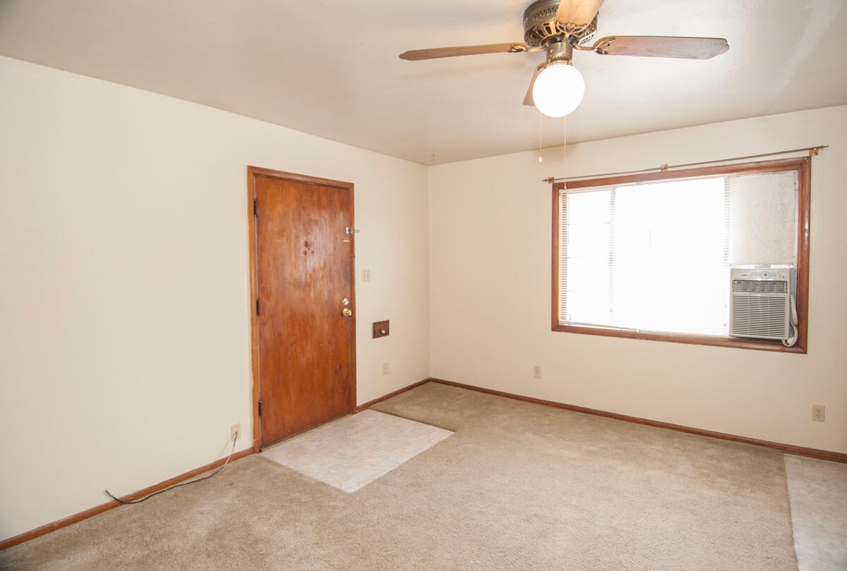 Primary Photo - 2704 Westhaven Cir