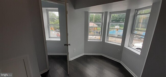 Foto del edificio - 4901 Wayne Ave
