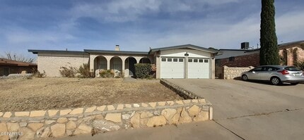 Building Photo - 6613 Southwind Dr