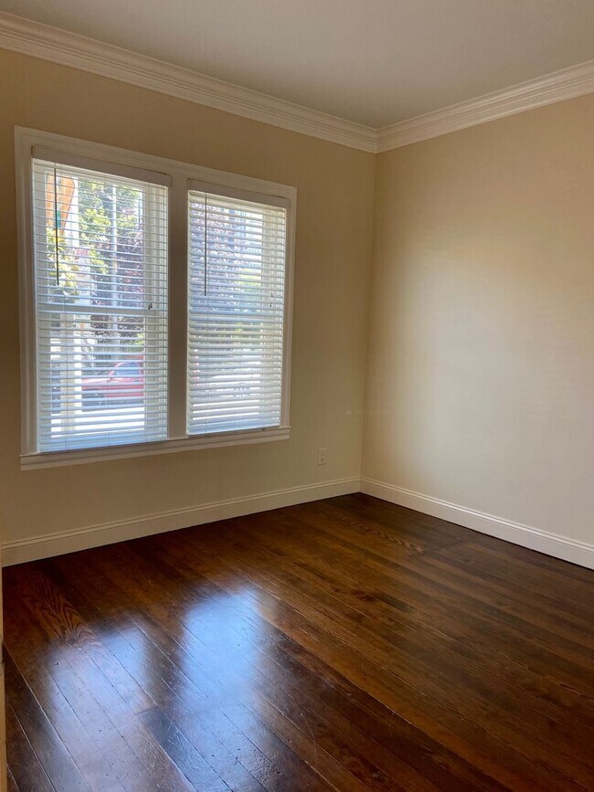 Foto del edificio - 1412 Hayes St