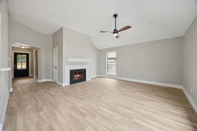 Building Photo - 2942 Waterloo Rd