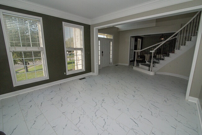 Building Photo - 7676 Big Cedar Ct
