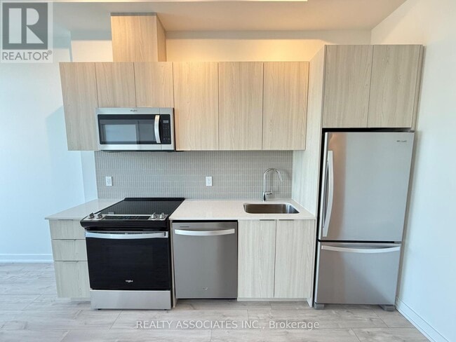 Building Photo - 750 Whitlock Ave