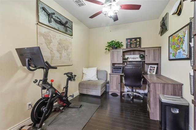 Foto del edificio - 331 Granger Cir