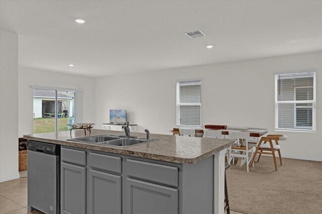 Foto del edificio - 1444 Berry Ln