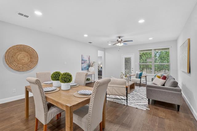 Foto del edificio - 2873 Creekway Dr