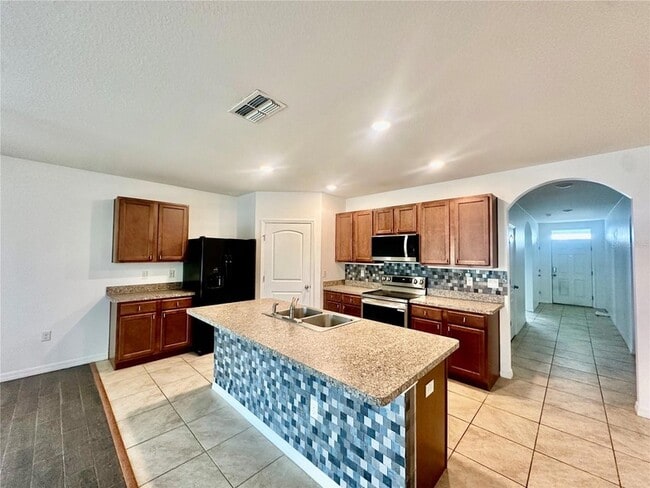 Foto del edificio - 988 Summer Glen Dr