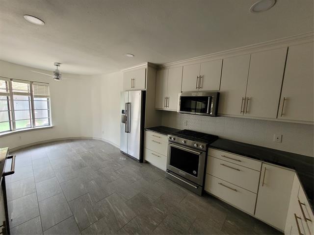 Foto del edificio - 10626 Ravenscroft Dr