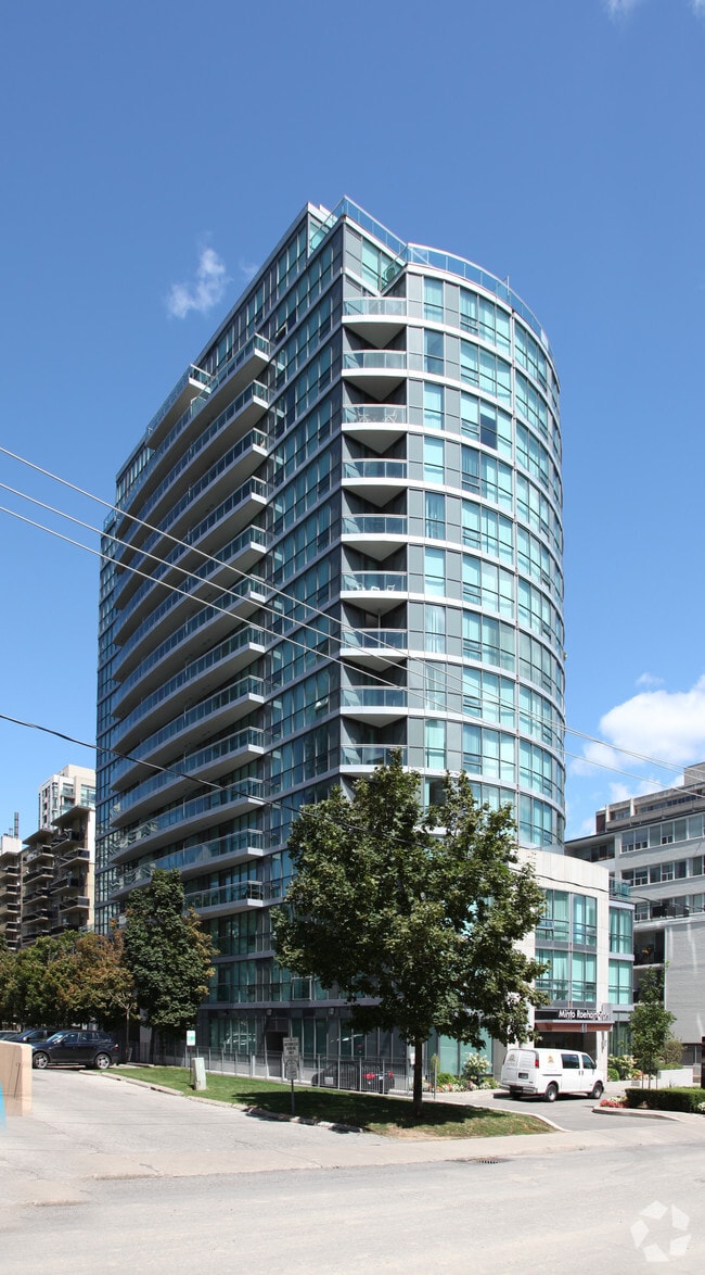 The Roe 150 Roehampton Ave Toronto, ON