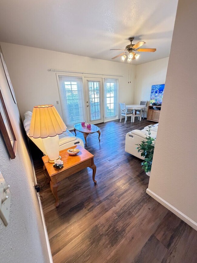 Building Photo - Temple View Condo 55+ active adult community