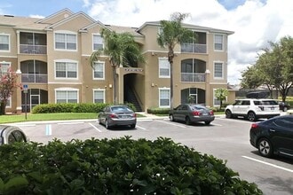 Building Photo - 2307 Butterfly Palm Way