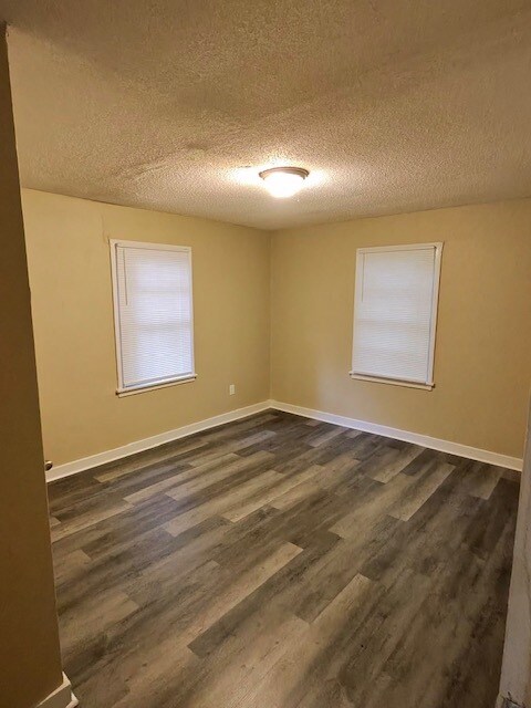 Foto del edificio - 1487 Livewell Cir