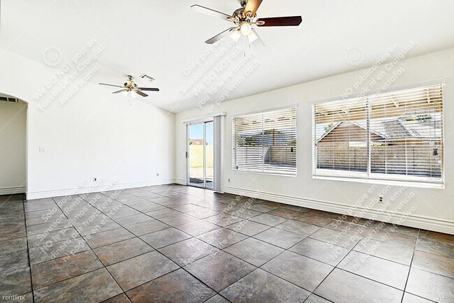 Foto del edificio - 3 br, 2 bath House - 7704 W San Juan Ave