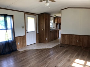 Building Photo - 1304 Jordan School Rd