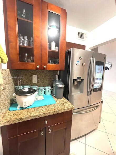 Foto del edificio - 8821 W Flagler St