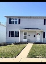 Building Photo - 420 Clarke Dr