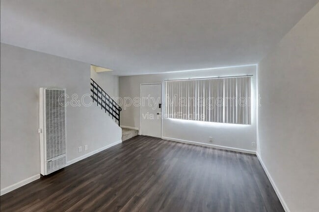 Foto del edificio - 22034 Arbor Ave