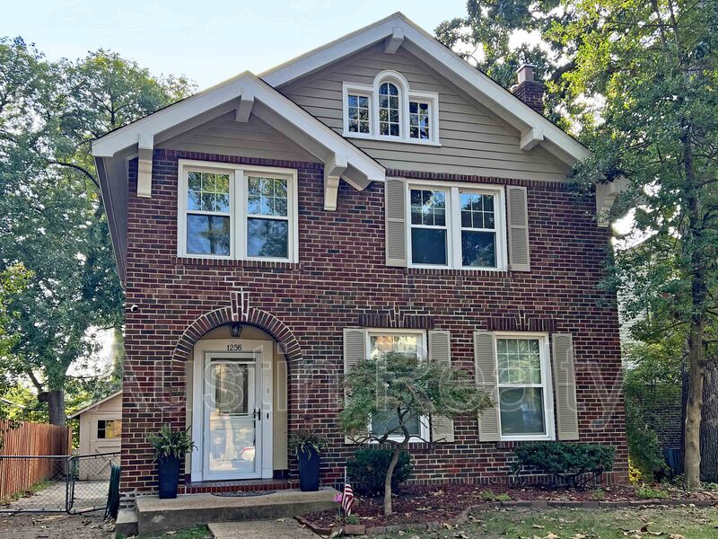 1256 Boland Pl, Richmond Heights, MO 63117 House Rental in Richmond
