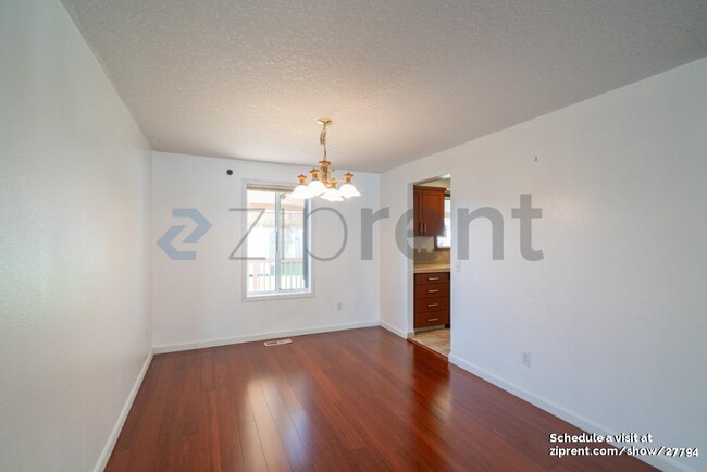 Building Photo - 20762 SW Eggert Way