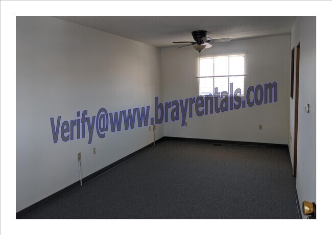 Foto del edificio - 615 White Ave