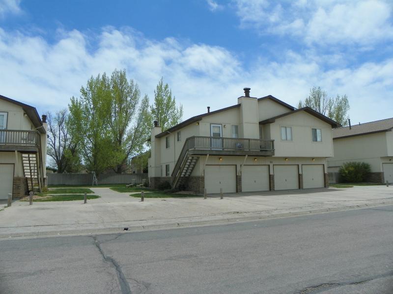 Primary Photo - 715 Denver St